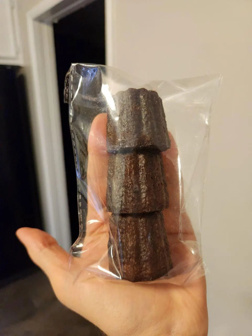 24 Small Canelé de Bordeaux