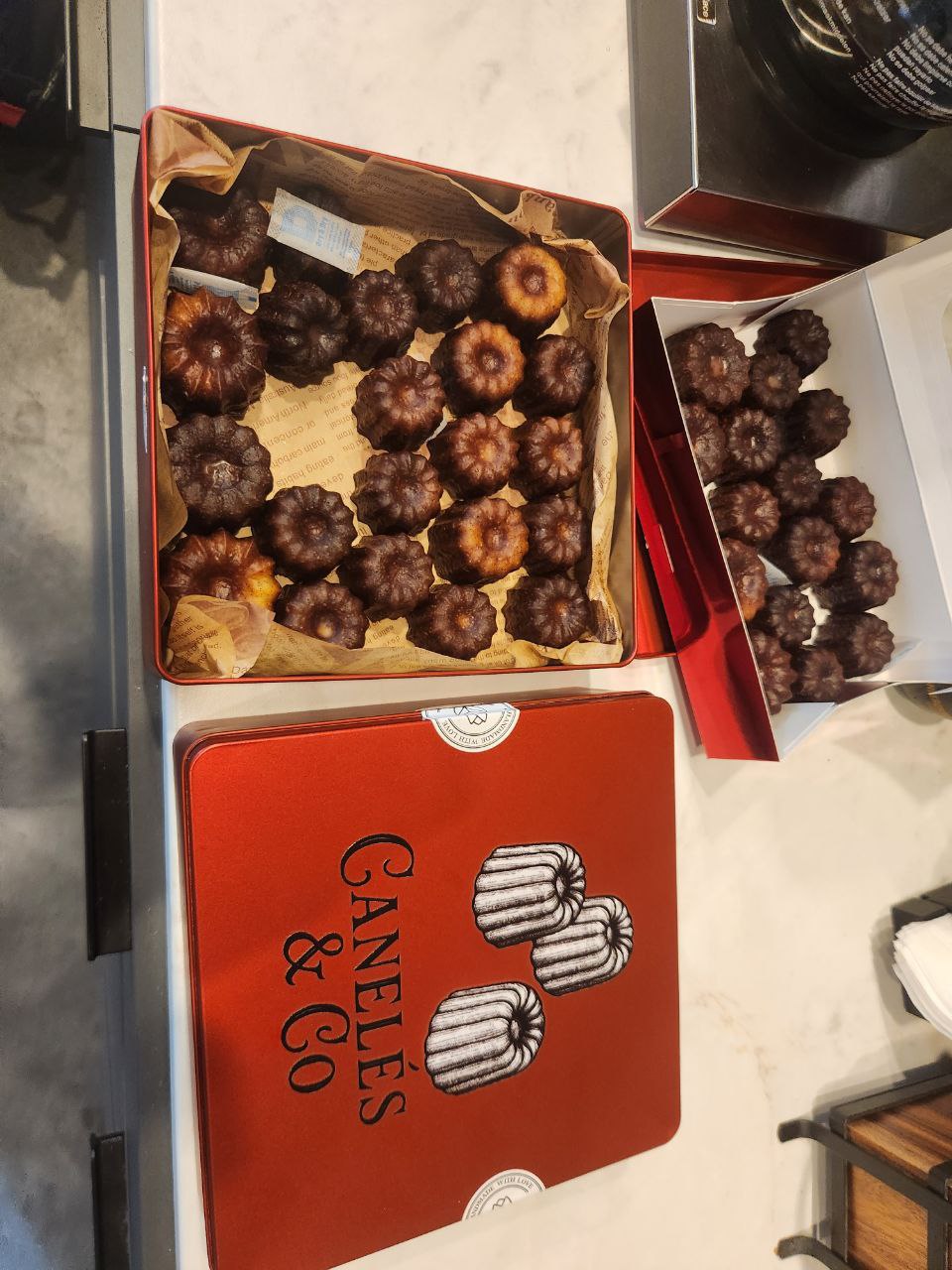 16-Piece Canelé Gift Tin Box